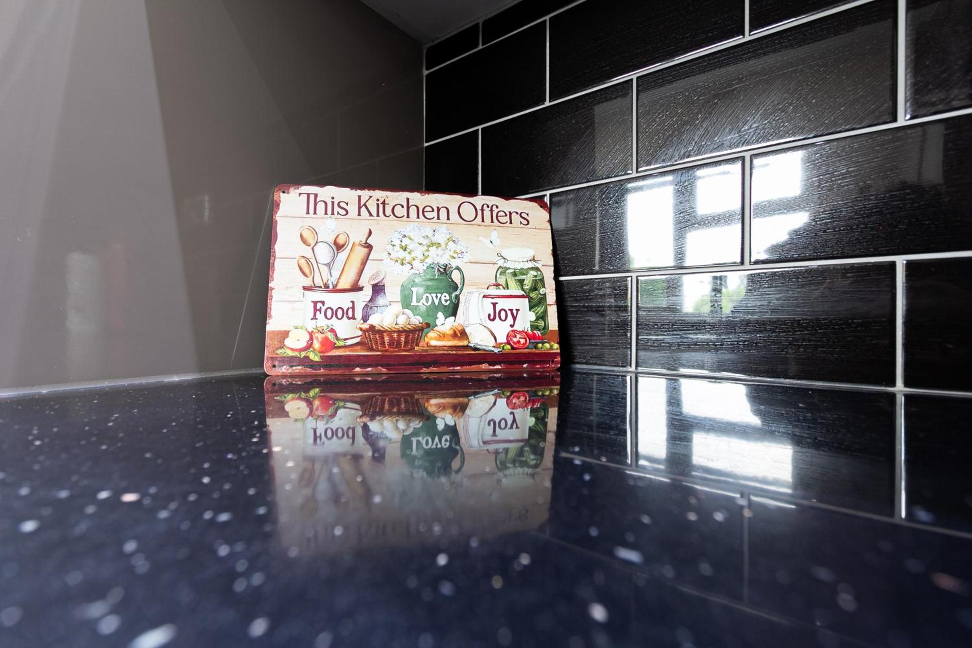 Bathway House - Free Secured Parking And Wifi Apartamento Coventry Exterior foto