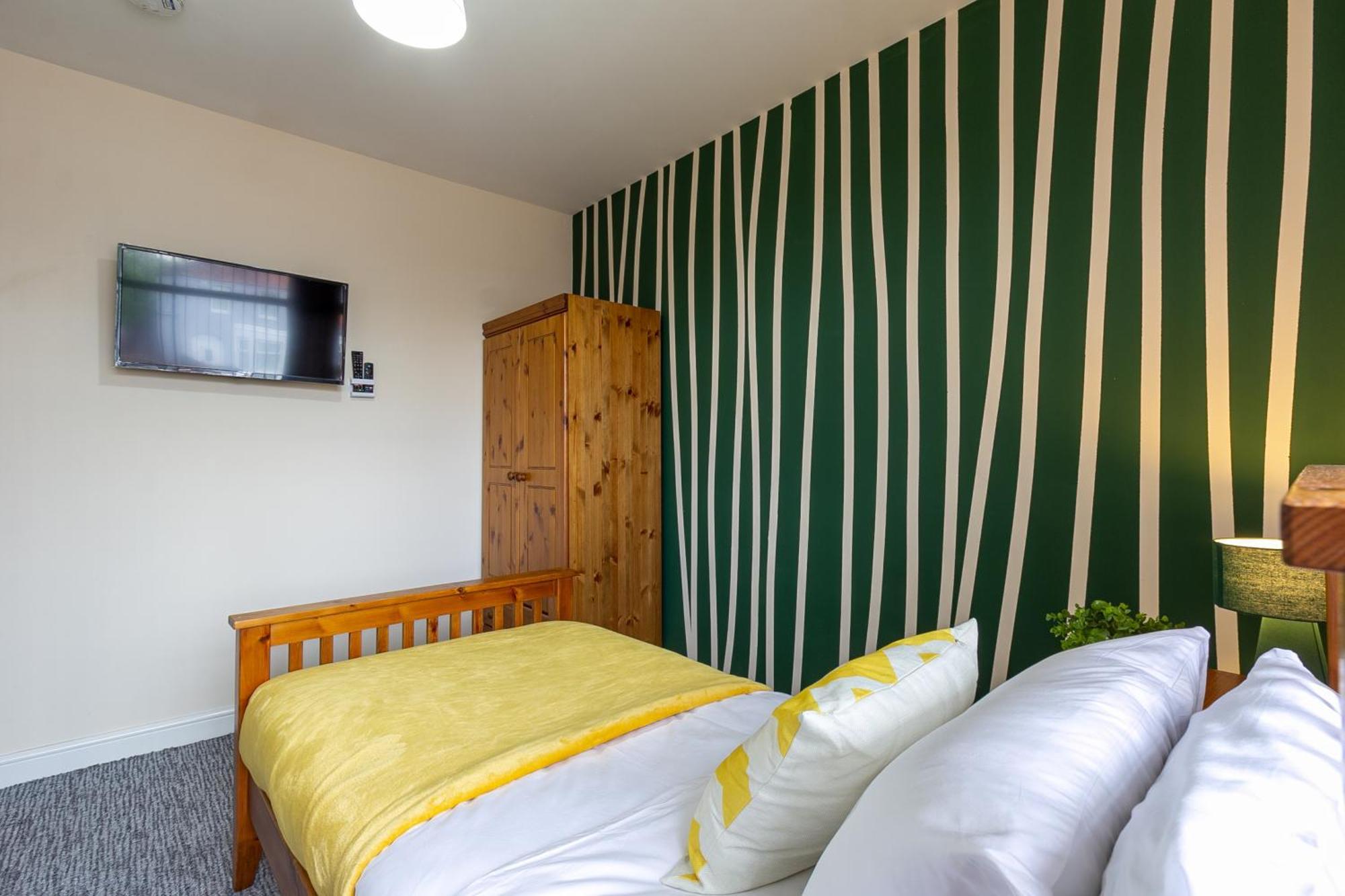 Bathway House - Free Secured Parking And Wifi Apartamento Coventry Exterior foto