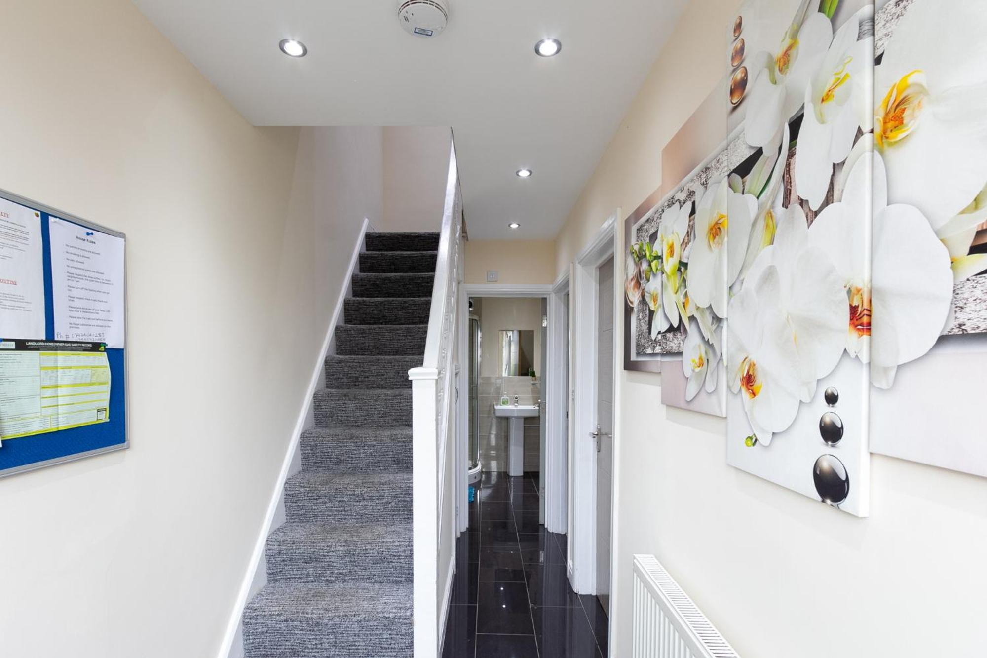 Bathway House - Free Secured Parking And Wifi Apartamento Coventry Exterior foto